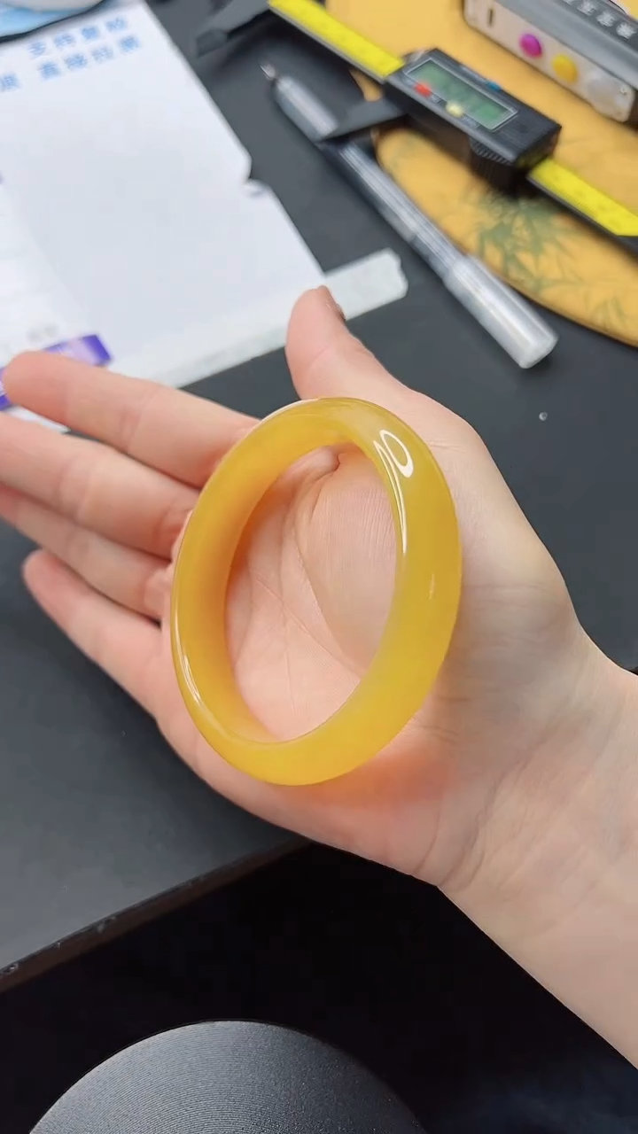 【闪购商品】石英质玉手镯未镶嵌581-60