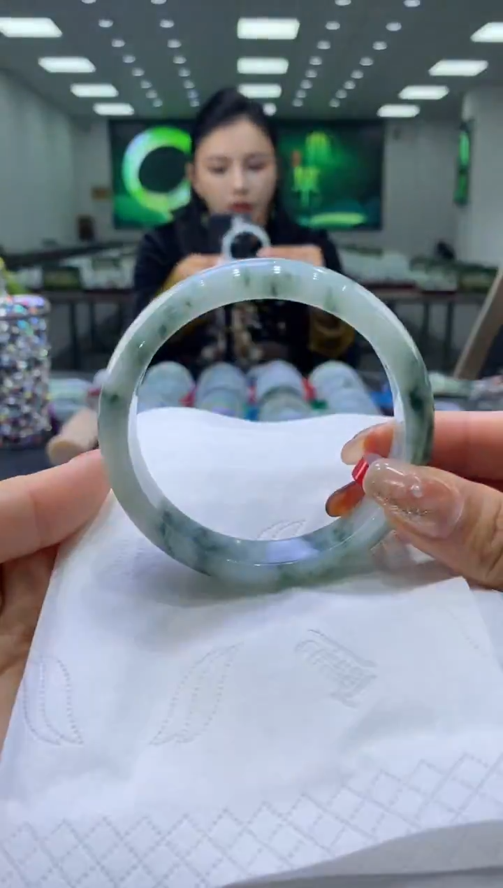 未镶嵌手镯翡翠00001533