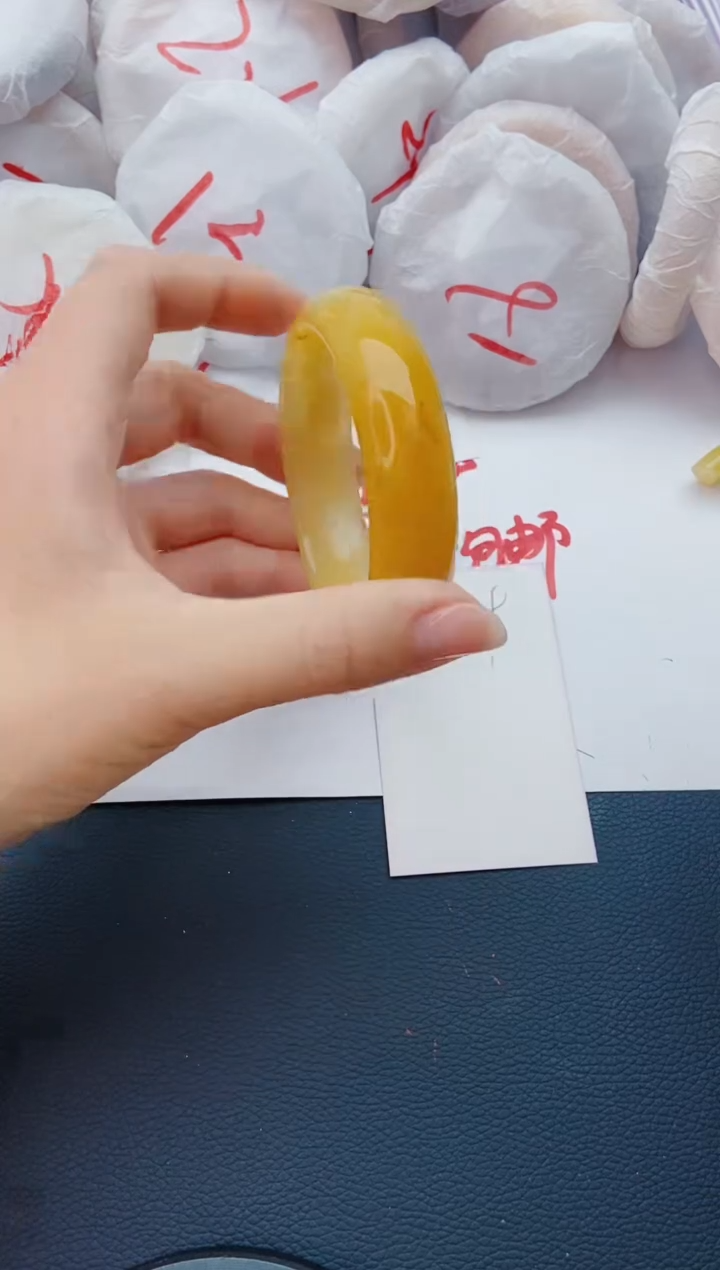 石英质玉手镯未镶嵌J29-59-60