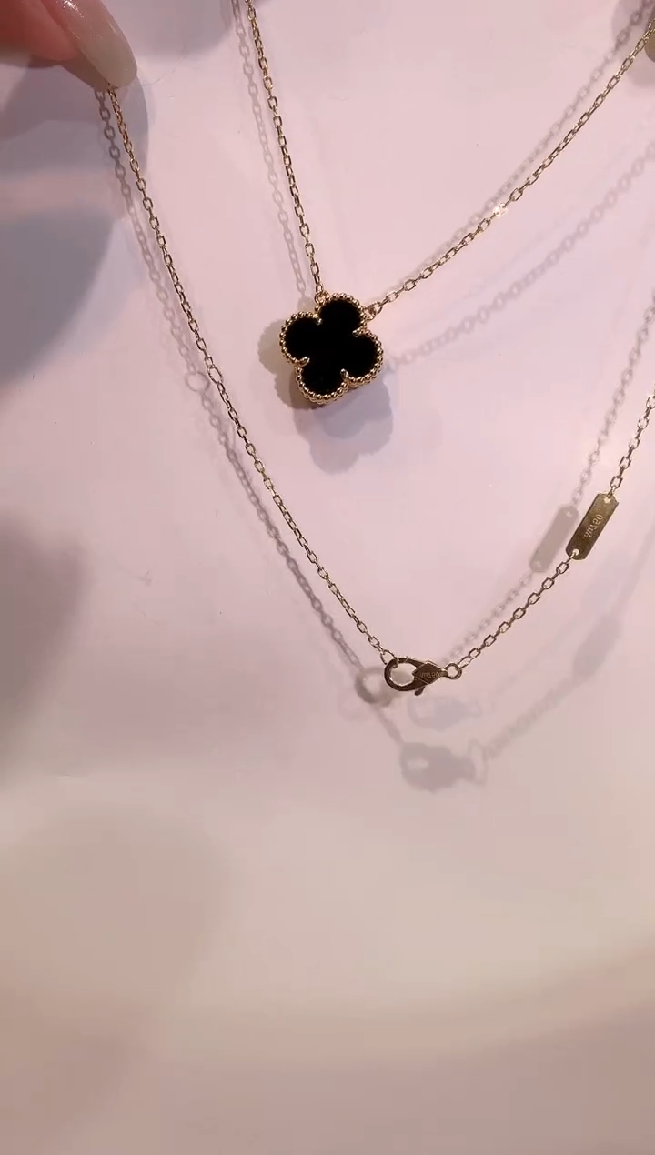 【闪购商品】玛瑙/玉髓项链18K金镶嵌3g黑色