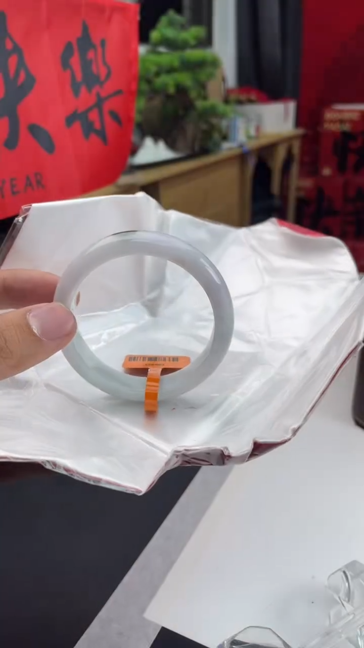 【闪购商品】翡翠手镯未镶嵌35翡翠手镯