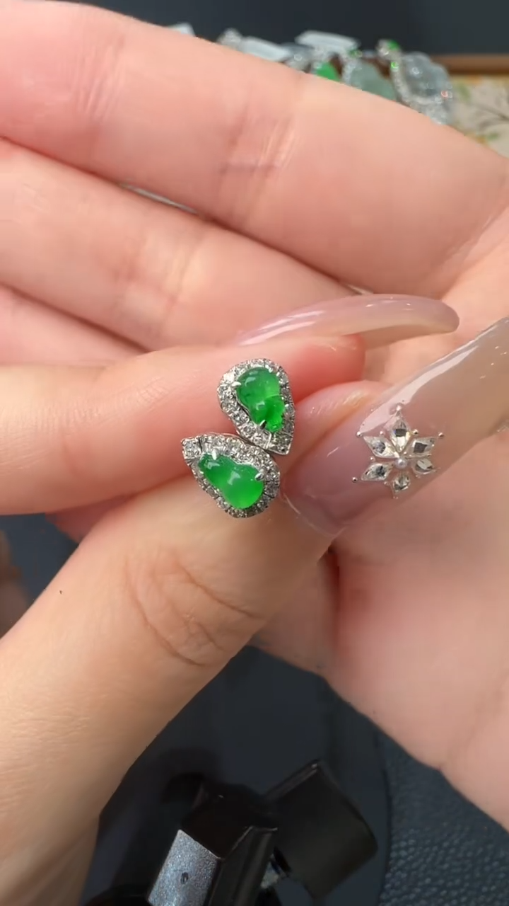 【闪购商品】翡翠耳饰18K金镶嵌耳饰32