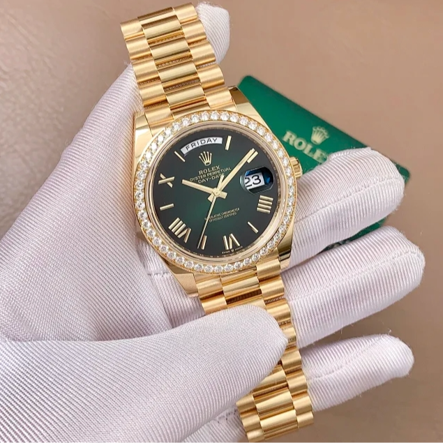 未使用 Rolex/劳力士 礼尚往来卡25年228348圈钻烟熏绿E0S16