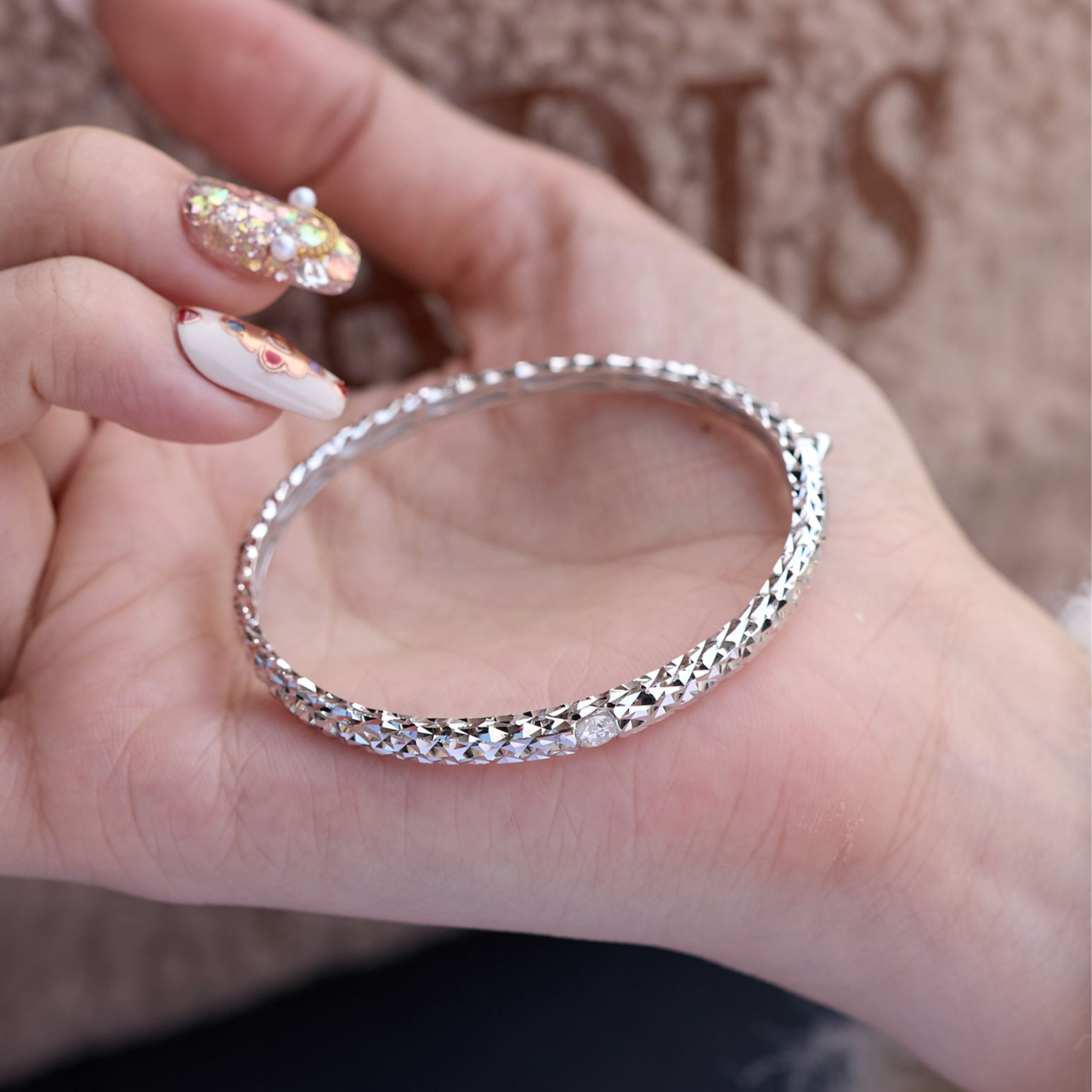 恒美娜 925银莫桑石手镯 龙鳞手镯 银镯子气质百搭高级感