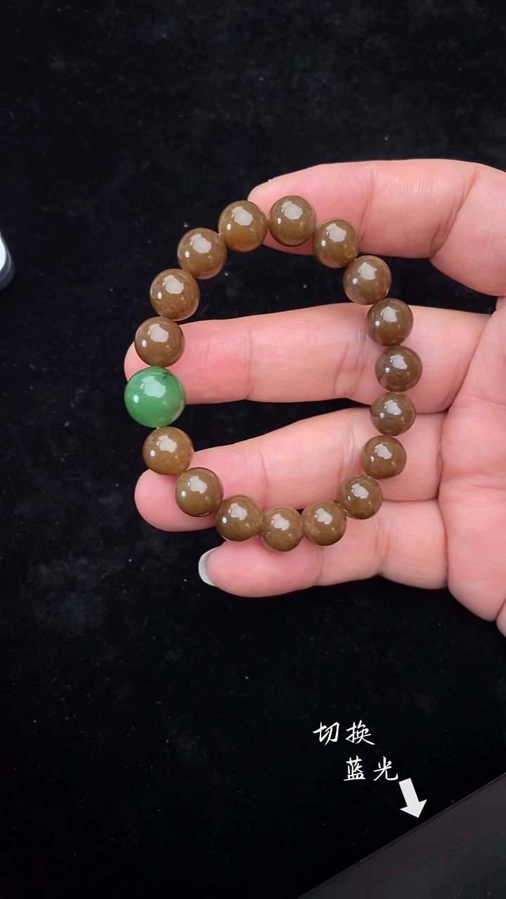 未镶嵌手链和田玉（糖玉）多样性发一