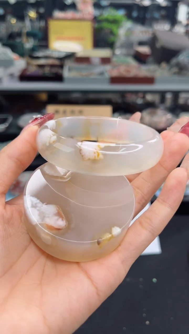 【闪购商品】石英质玉手镯未镶嵌58圈口（赠品镯心）3572386