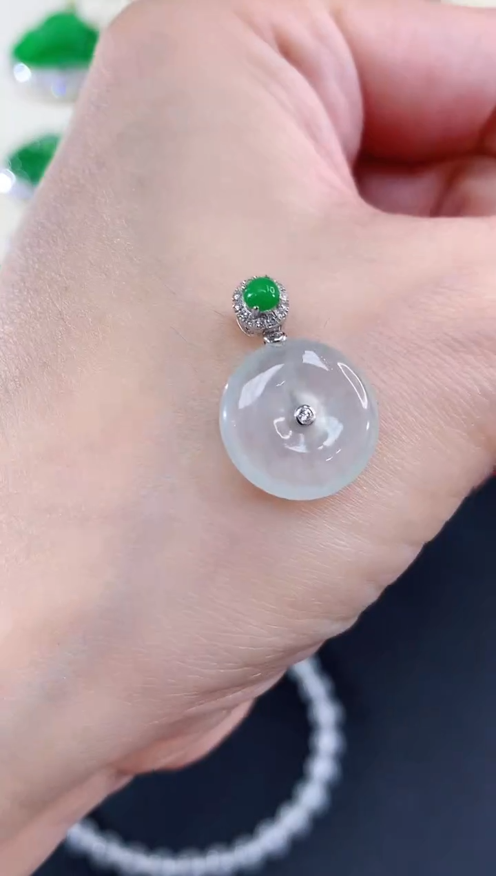 吊坠(不含链)18K金镶嵌翡翠16|