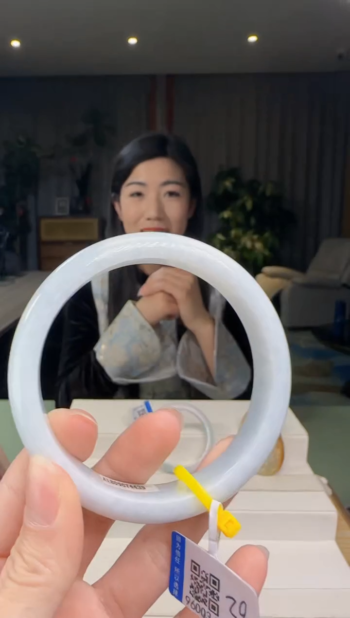 【闪购商品】翡翠手镯未镶嵌DY@@960Q3J14370