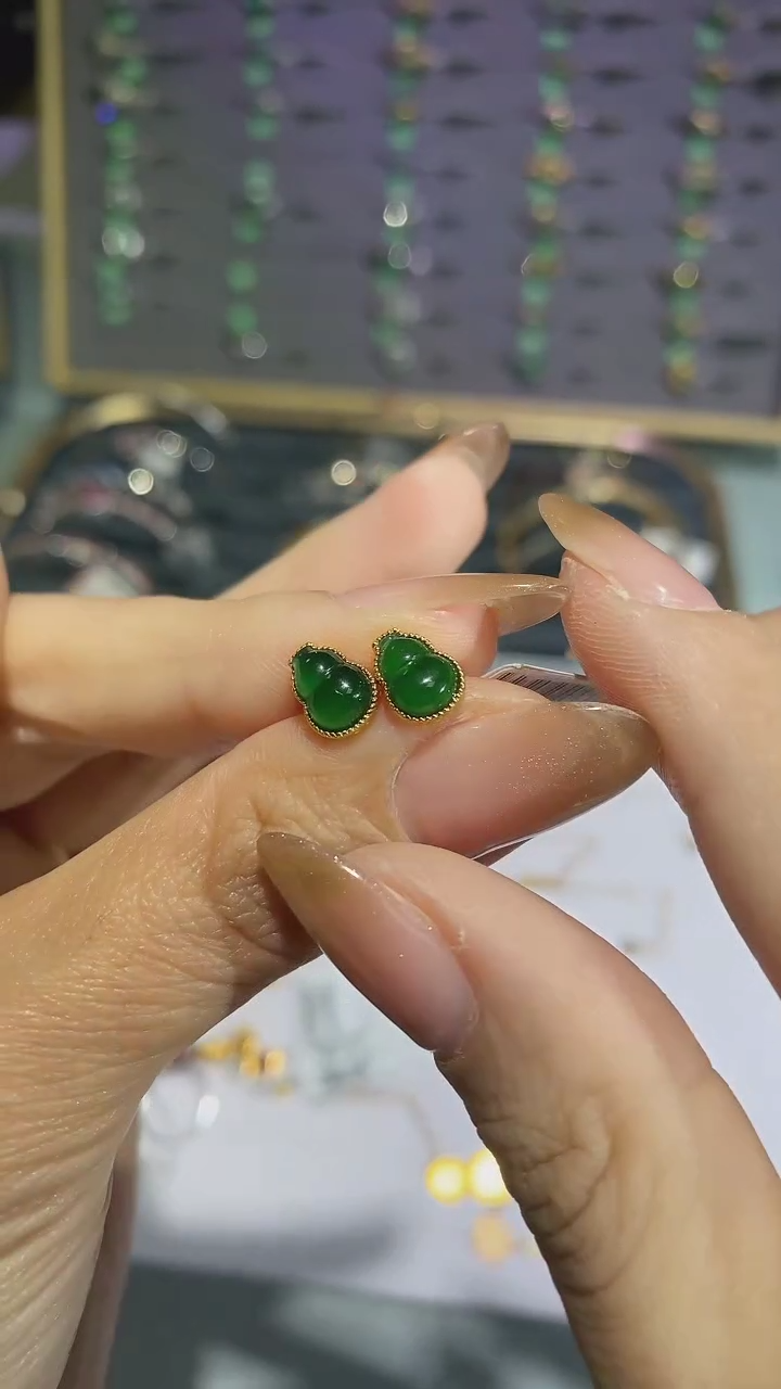 【闪购商品】翡翠耳饰18K金镶嵌耳钉