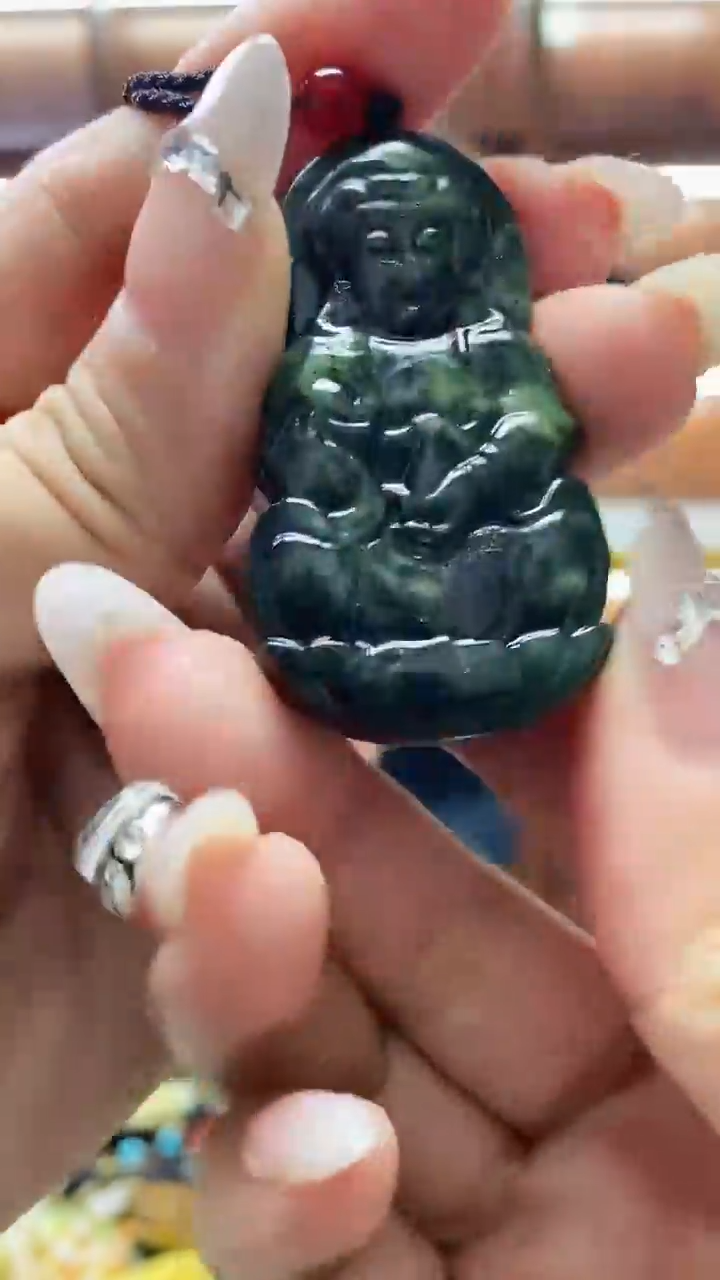 未镶嵌岫玉挂件 