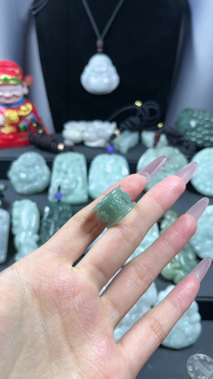 【闪购商品】翡翠颈饰未镶嵌13.2mm 路路通