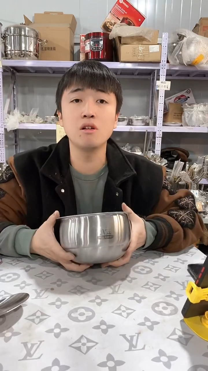 18.5特厚锅内胆随机发