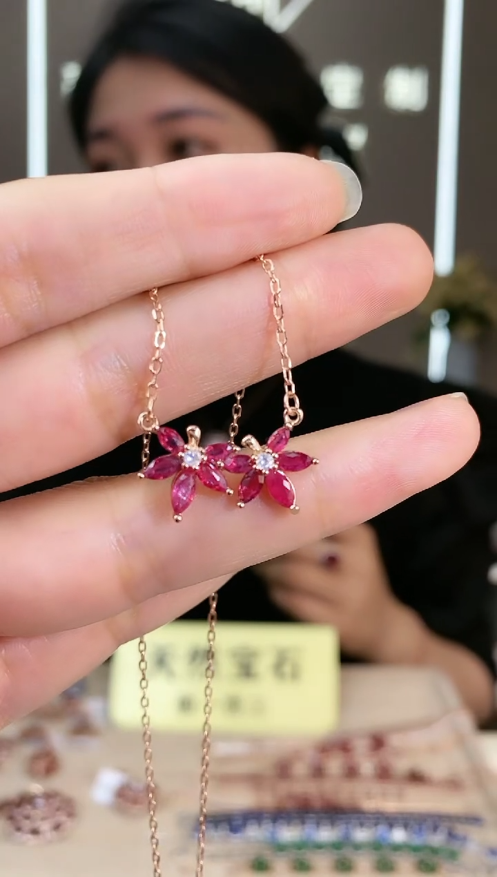【闪购商品】红宝石颈饰银S925镶嵌颈饰