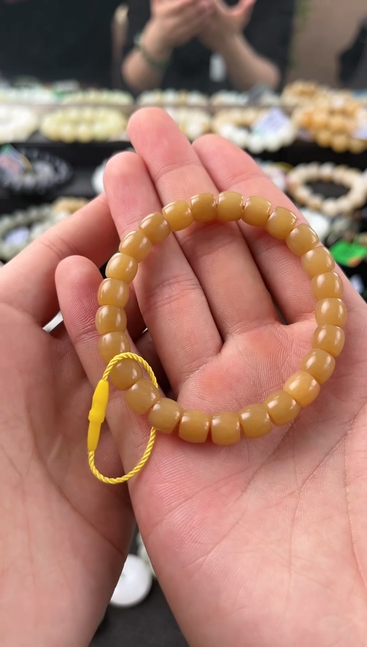 【闪购商品】和田玉手串未镶嵌且末金山直切糖串卡8mm微色差
