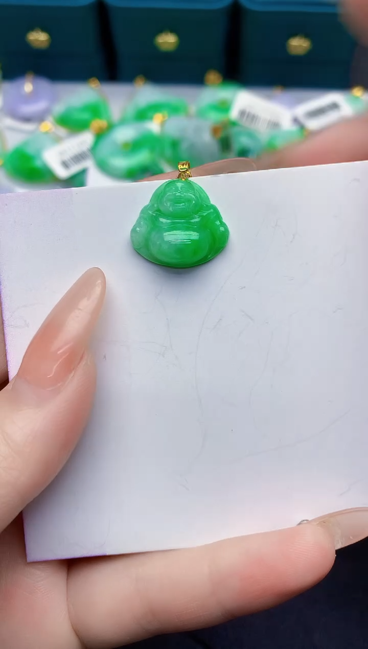 颈饰18K金镶嵌翡翠缅甸天然翡翠A货