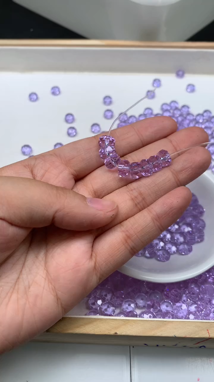 未镶嵌珠宝半成品水晶D192 维多利亚切面5*8mm20个9.9元