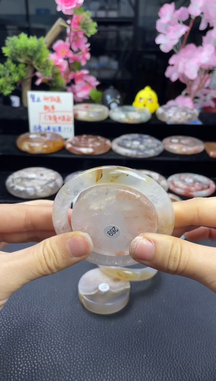 石英质玉手镯未镶嵌54