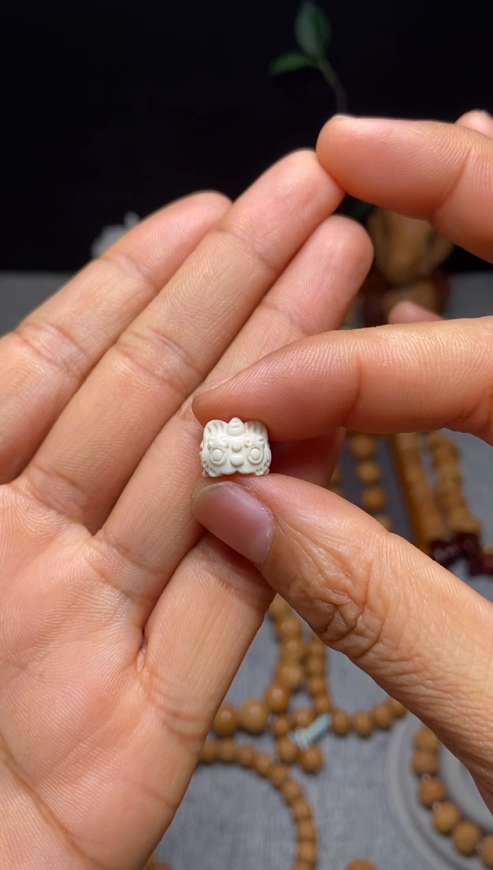 吊坠猛犸象牙p**k醒狮墩子11+