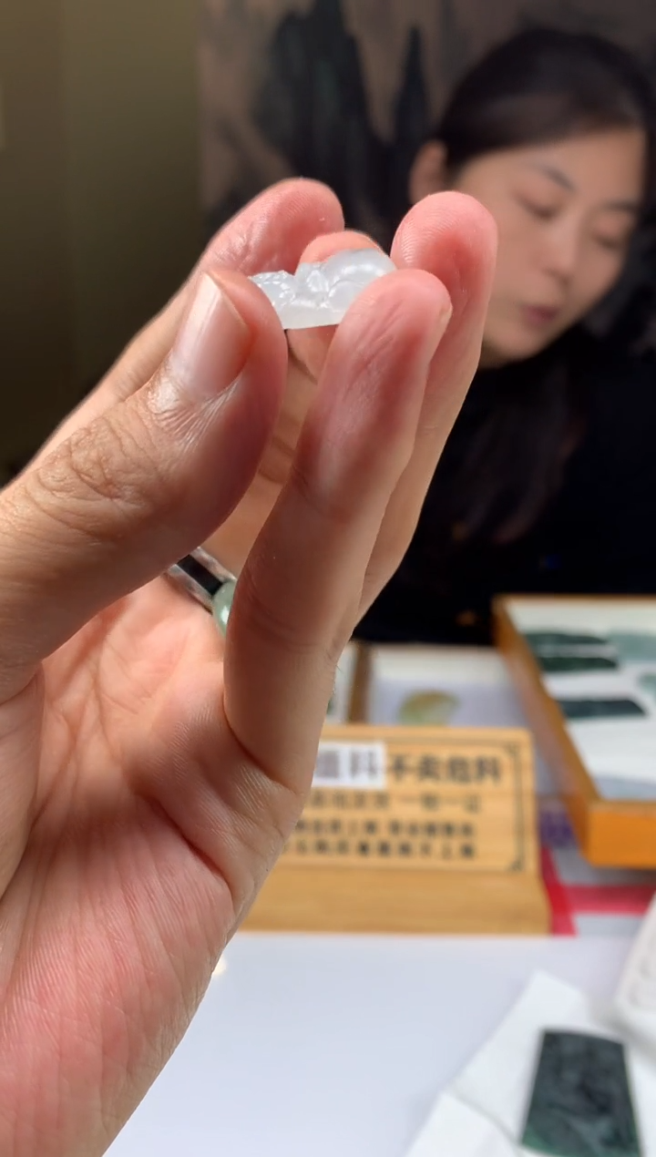 未镶嵌定制翡翠展示勿拍