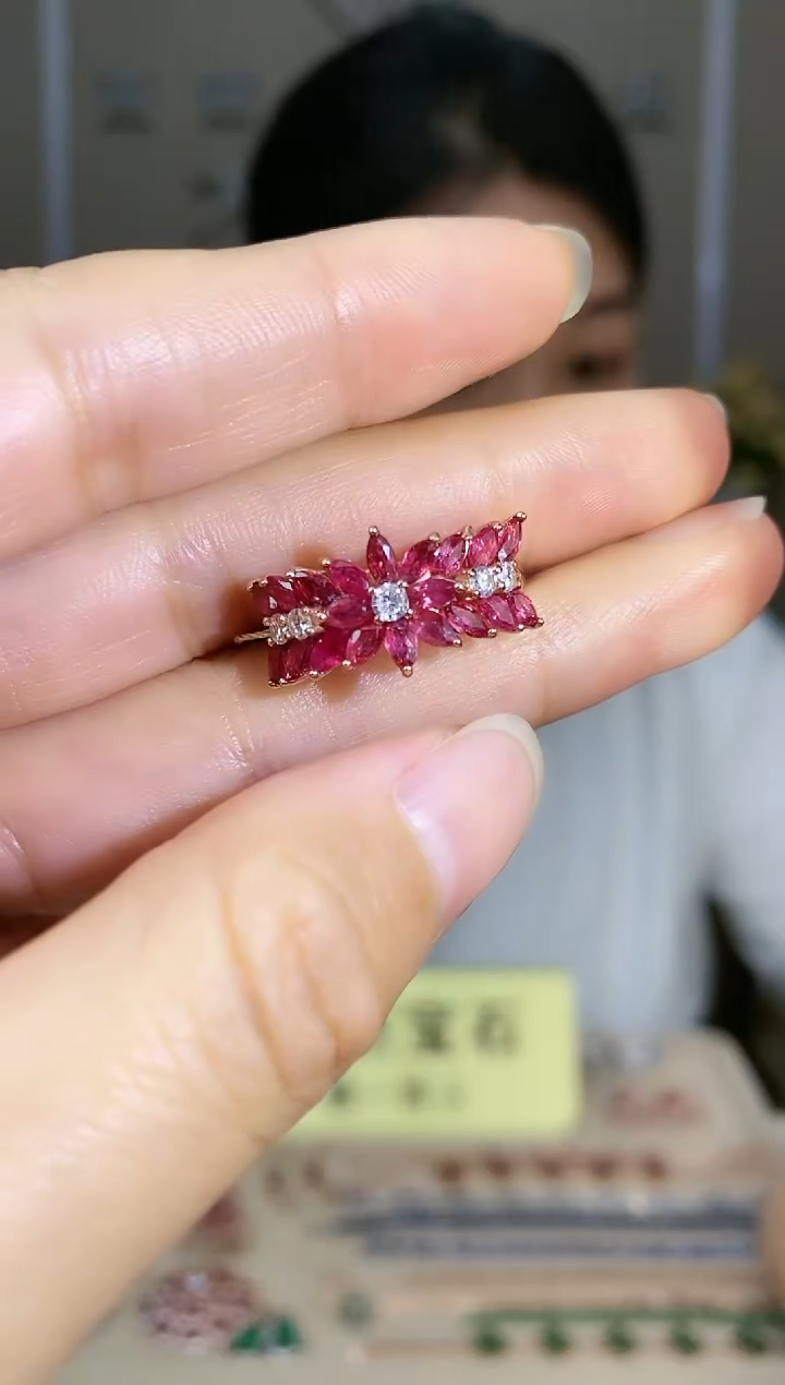 【闪购商品】红宝石手饰银S925镶嵌手饰