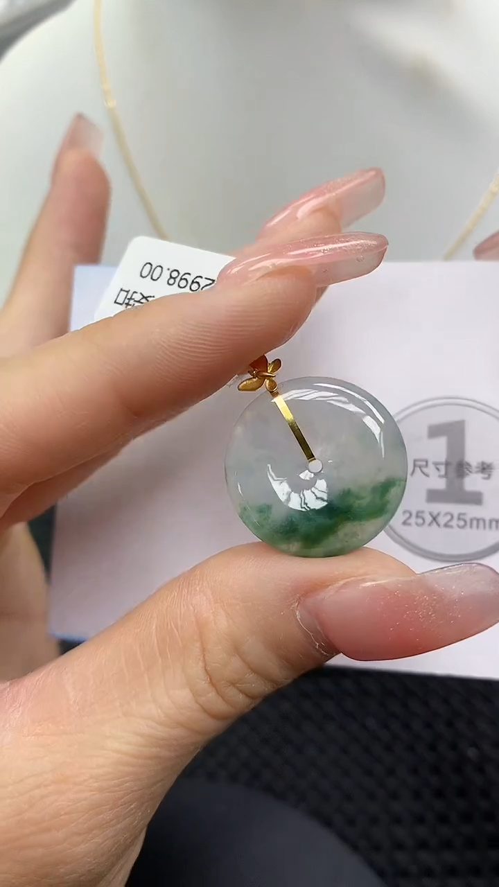 颈饰18K金镶嵌翡翠 11111111111