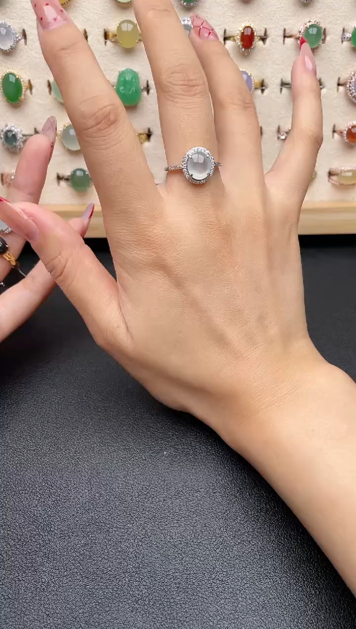 【闪购商品】翡翠戒指银S925镶嵌一物一证一礼盒