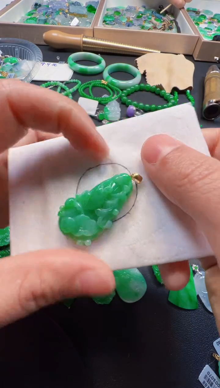 【闪购商品】定制翡翠18K金镶嵌1280元