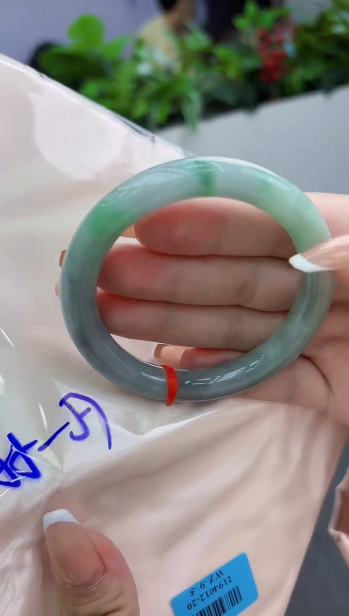 【闪购商品】翡翠手镯未镶嵌翡翠手镯