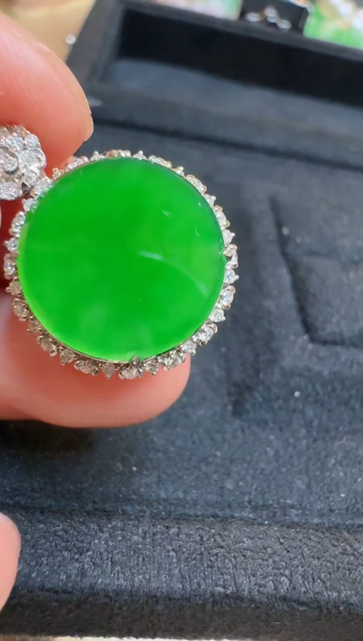 【闪购商品】翡翠吊坠(不含链)18K金镶嵌多样性团购发一件