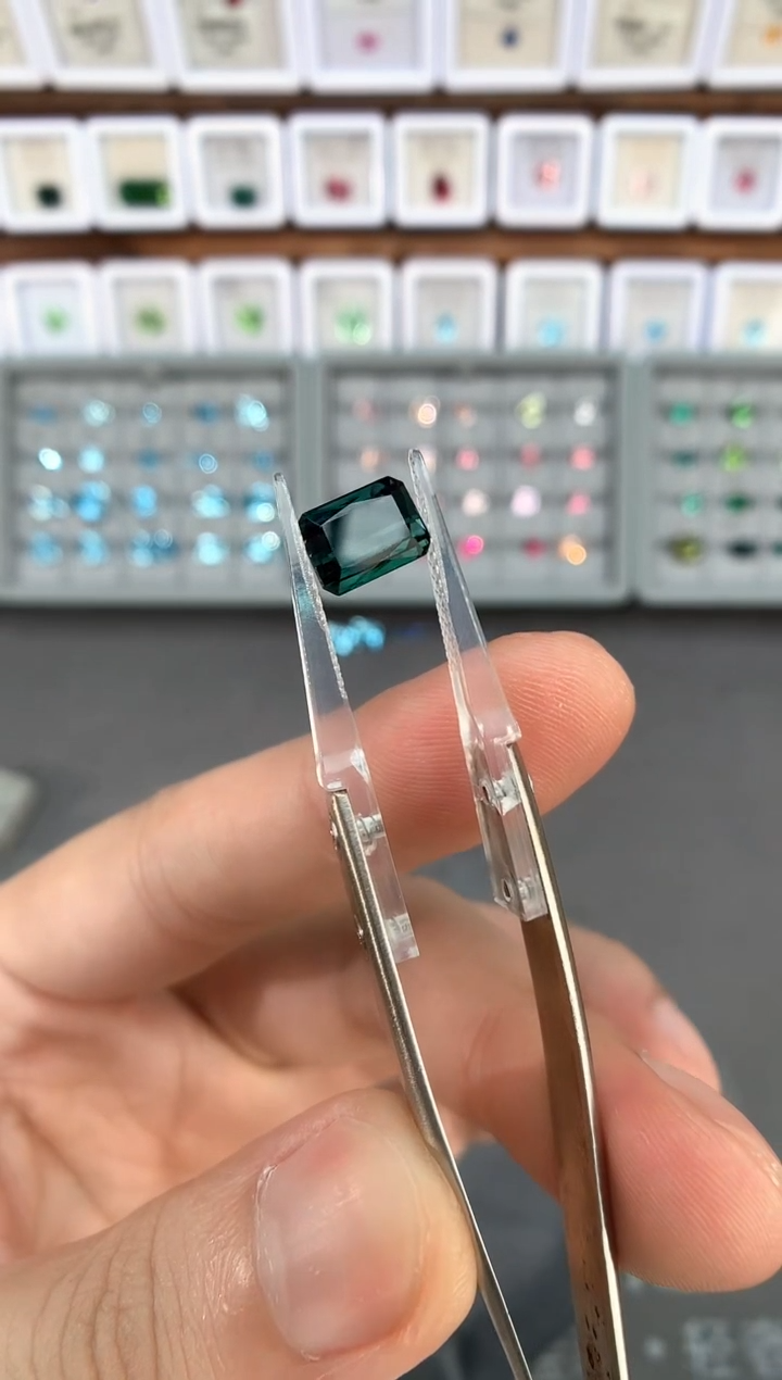 【闪购商品】定制碧玺裸石未镶嵌2.79ct