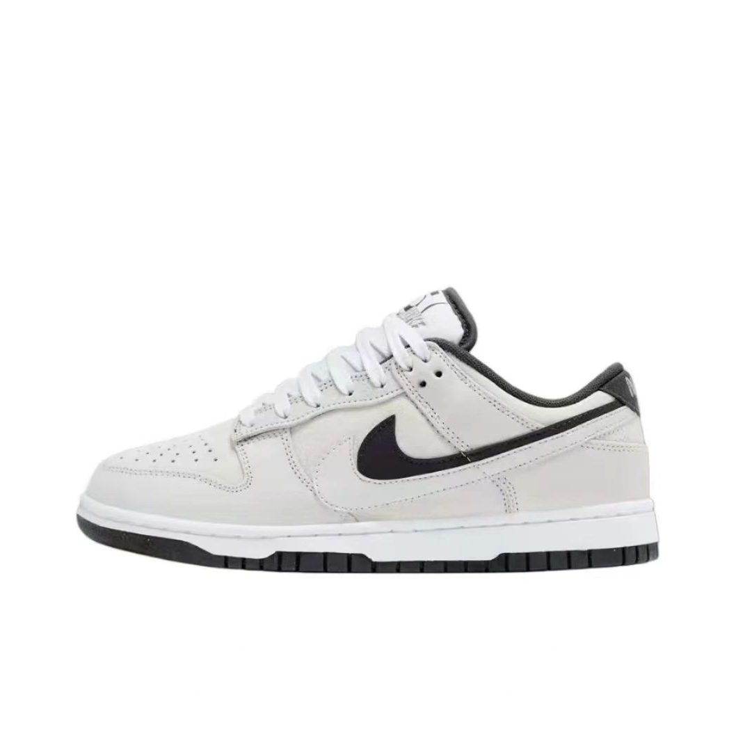 NIKE/耐克女子Dunk Low 经典双钩设计复古百搭运动板鞋 HV1800101