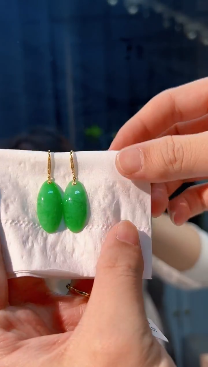 颈饰18K金镶嵌翡翠 缅料A货/支持复检/一件