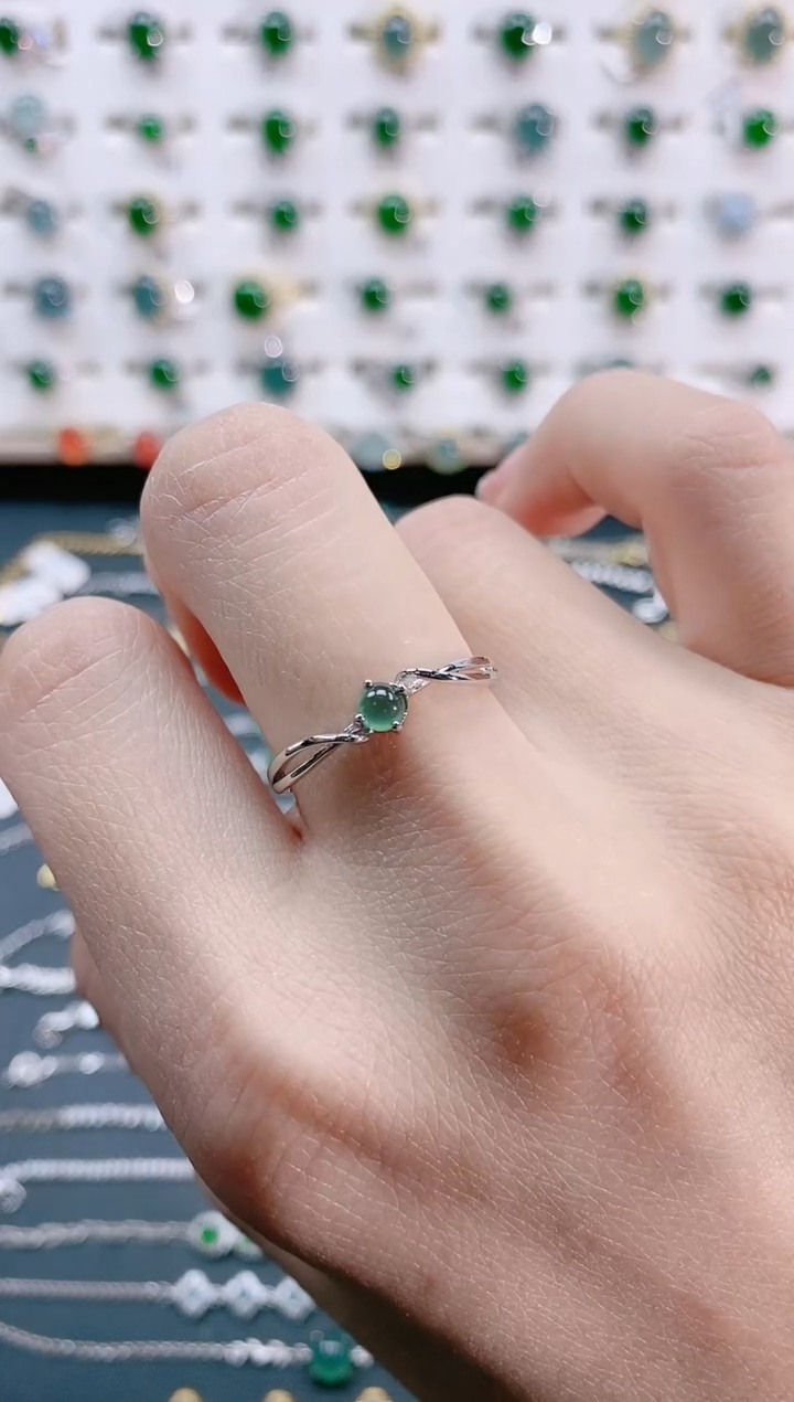 【闪购商品】翡翠戒指银S925镶嵌天然翡翠