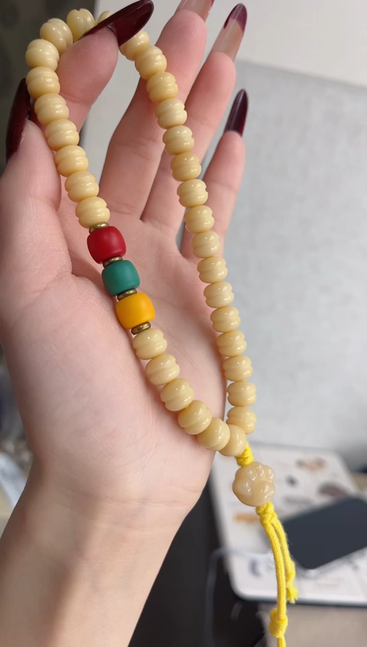 【闪购商品】菩提根/象牙果吊坠Y93干磨三顶凹堡8*9mm手持