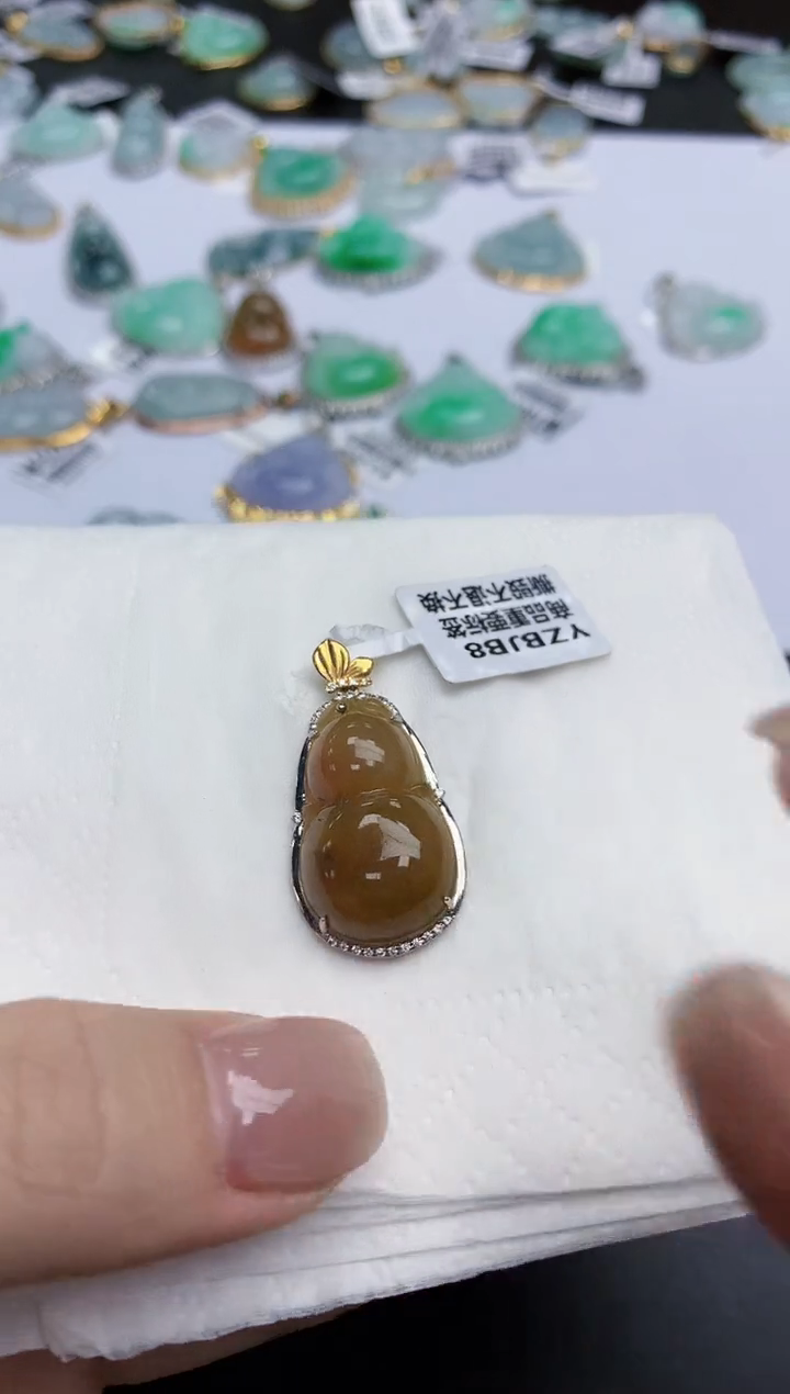 【闪购商品】翡翠颈饰18K金镶嵌天然缅甸翡翠A货