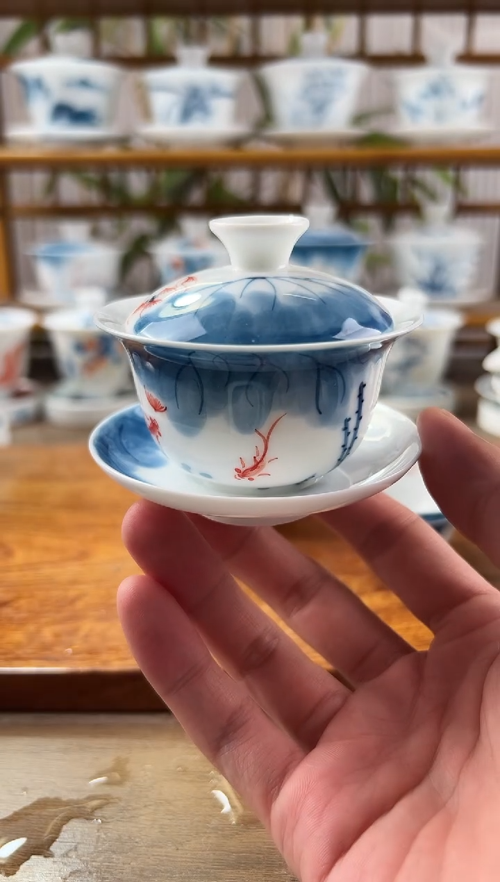 微瑕线条莲80ml三才盖碗