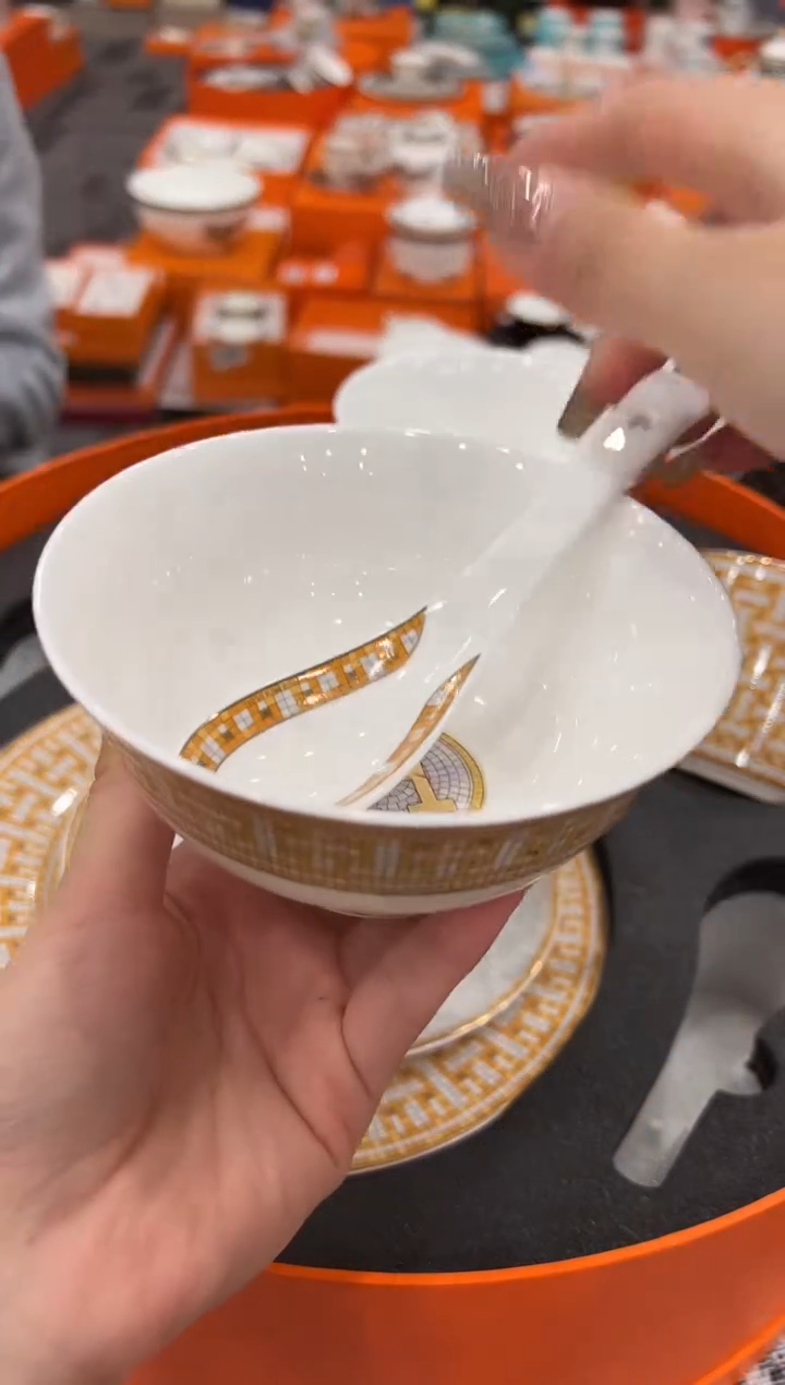 【闪购商品】杯H502--------------