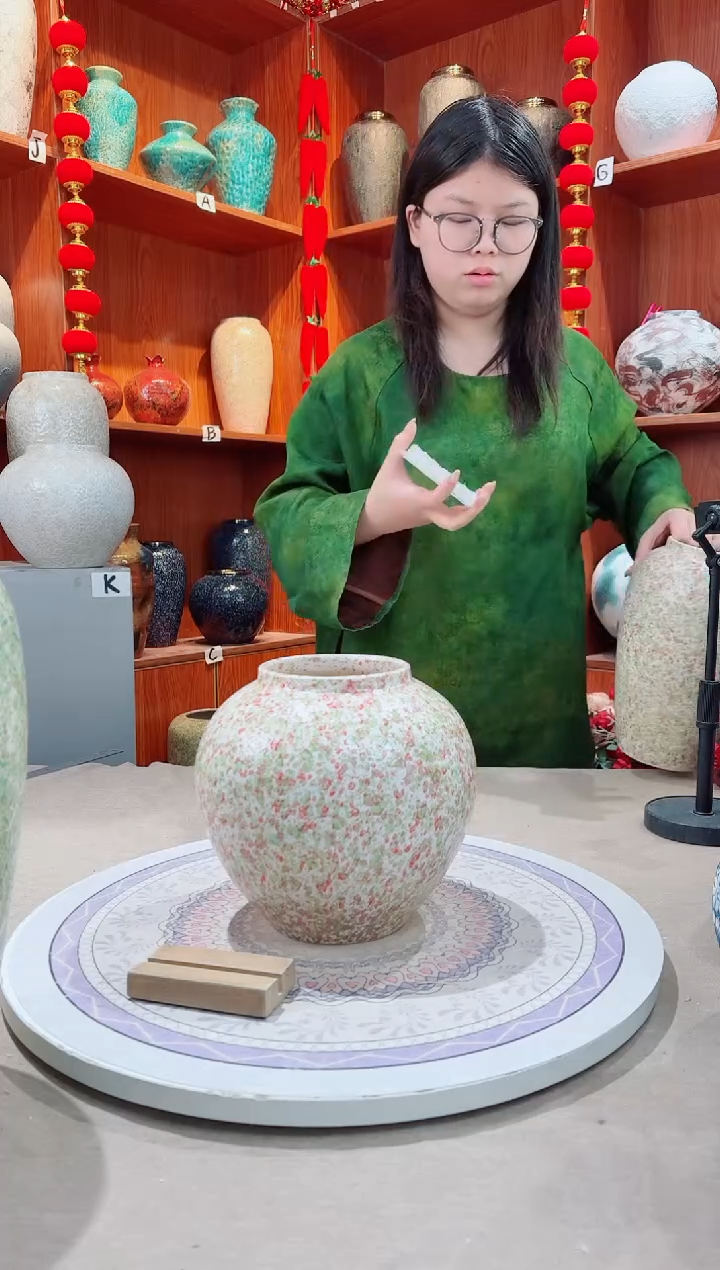 【闪购商品】瓶绿野仙踪 小号 陶瓷花瓶 无花 精品 