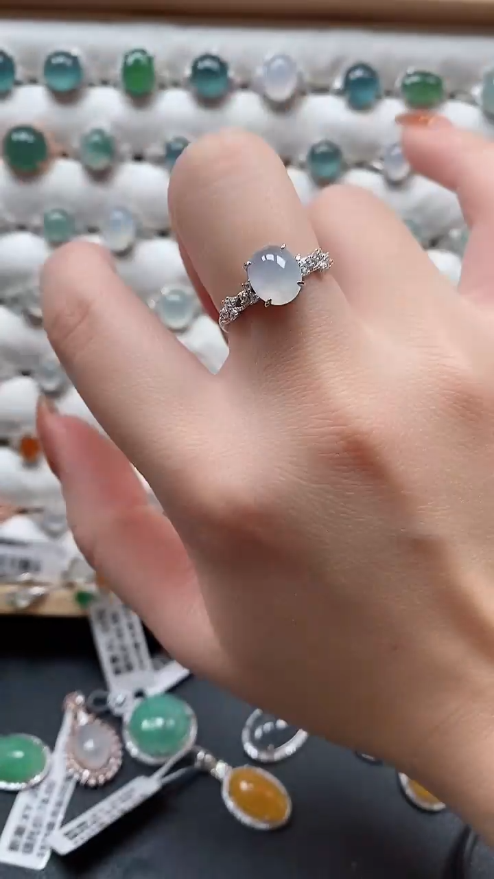 【闪购商品】翡翠戒指银S925镶嵌一物一证一礼盒