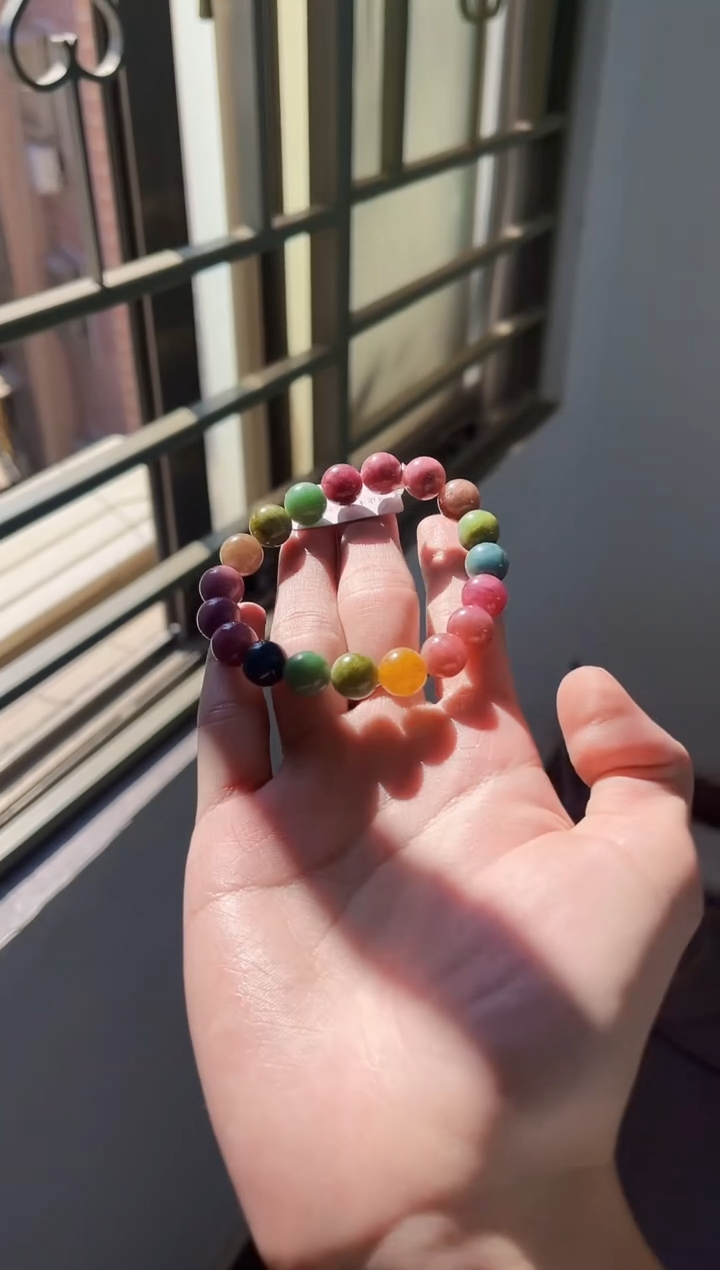 【闪购商品】碧玺（多样性发一件）10mm未镶嵌B3QL10-008683-664923