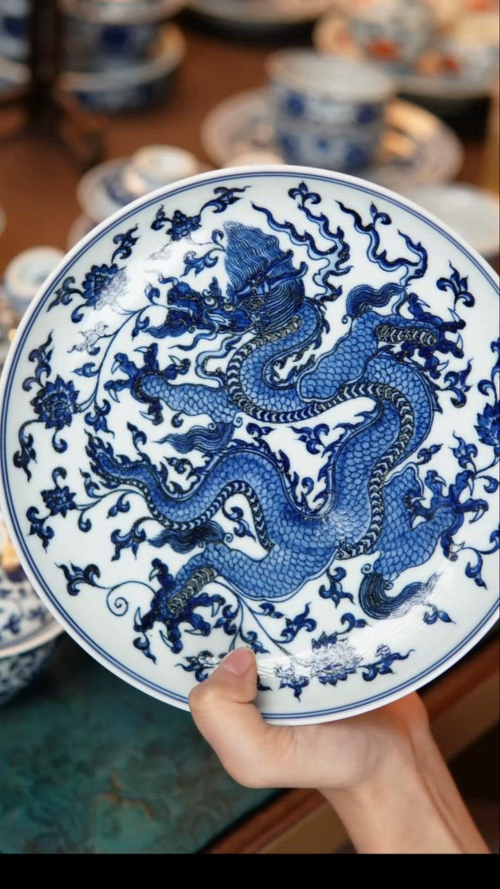 其他陶瓷缠枝霸王龙壶承