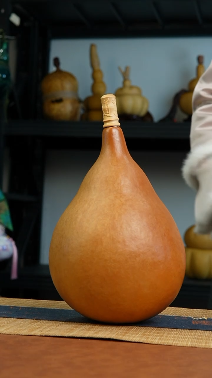 623号 天然热水酒葫芦 一物一拍（有瑕介意勿拍）