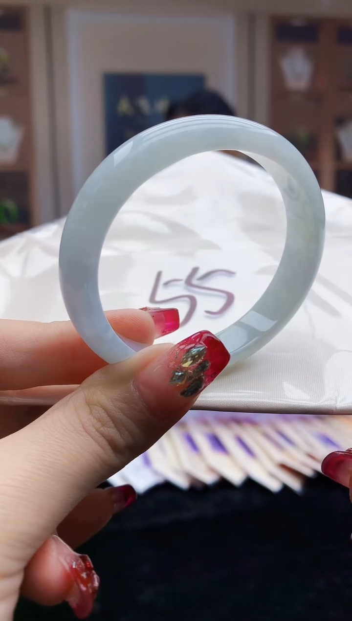 【闪购商品】翡翠手镯未镶嵌   H87-104