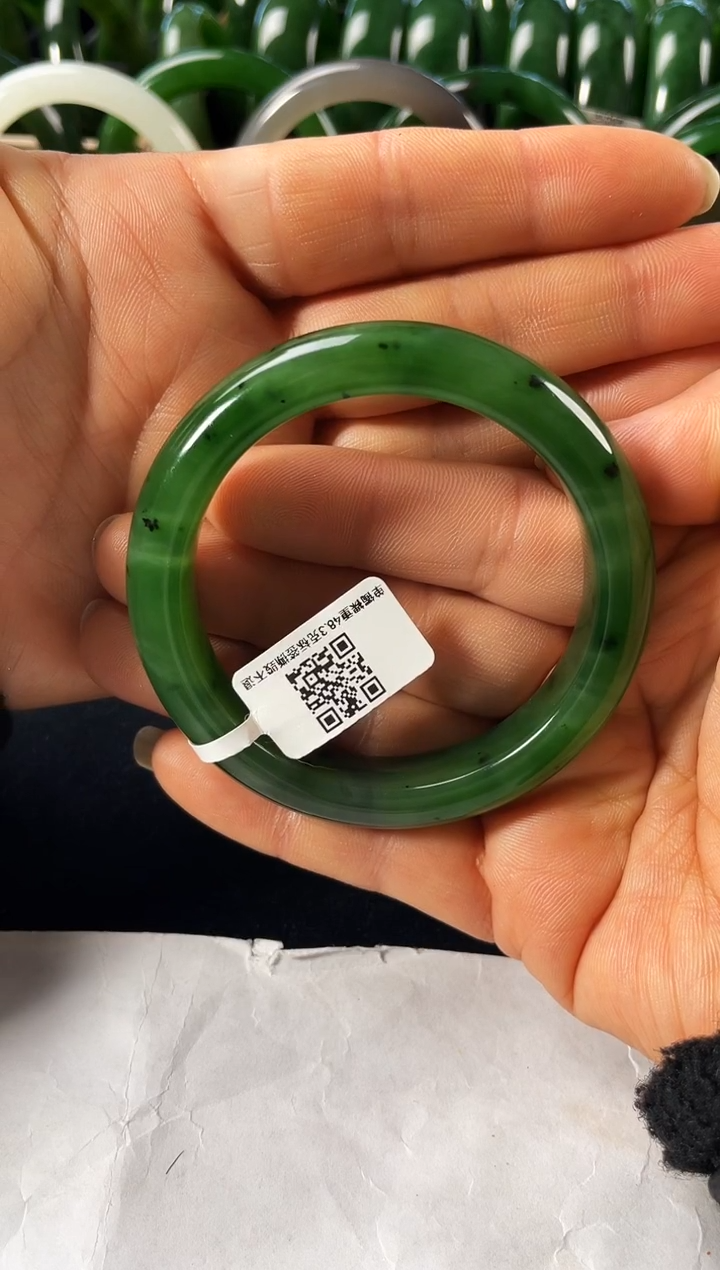 未镶嵌手镯和田玉（碧玉）?***️碧玉手镯