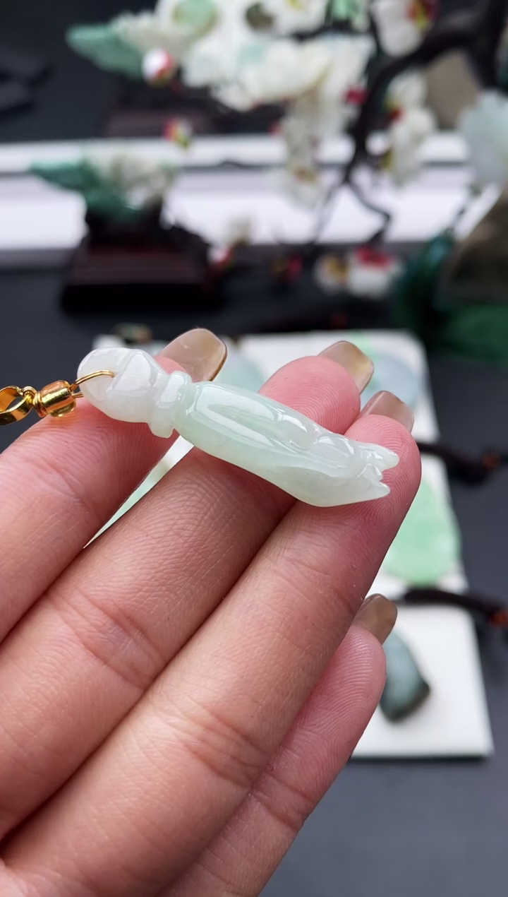 【闪购商品】翡翠颈饰未镶嵌天然缅甸A货翡翠