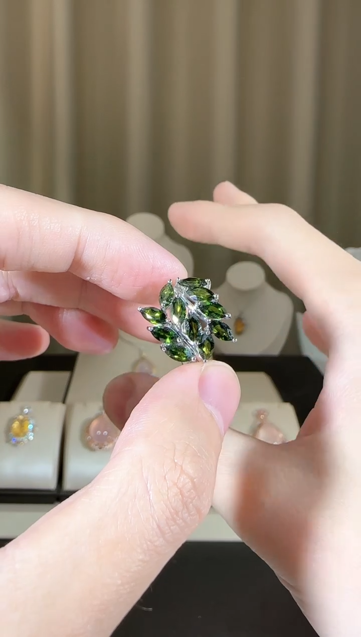 【闪购商品】透辉石戒指银S925镶嵌设计款