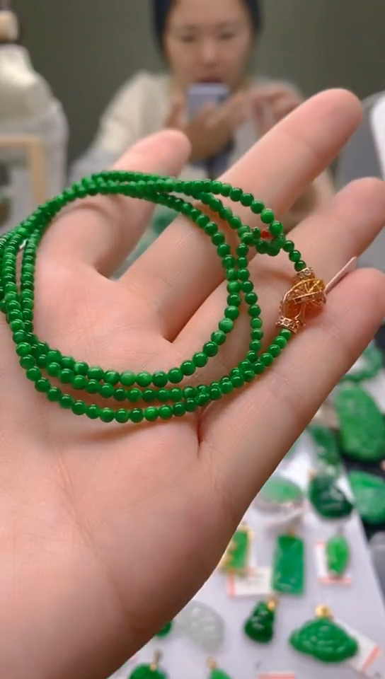 【闪购商品】翡翠颈饰未镶嵌新号开播，全场乱卖