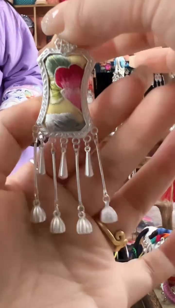 【闪购商品】织绣民族风老绣饰品286