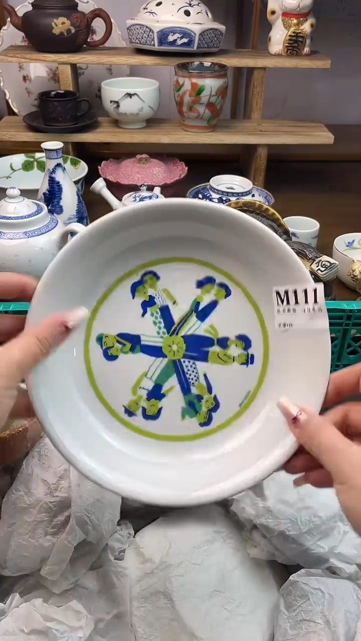 瓷片?**?                             