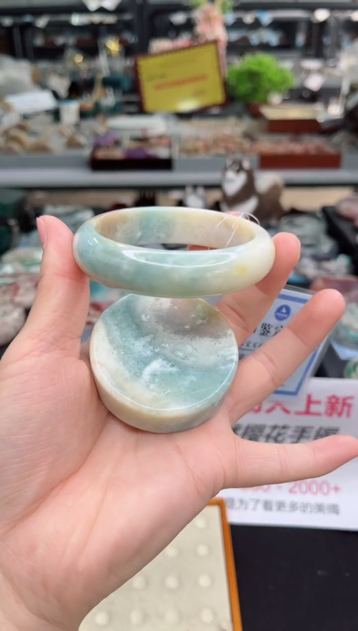 【闪购商品】石英质玉手镯未镶嵌58圈口（赠品镯心）6821066